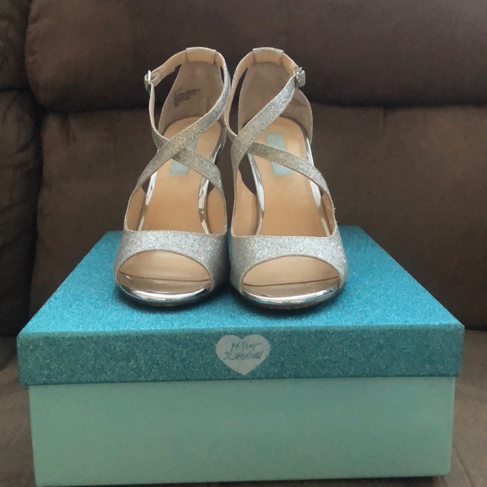 Silver dress shoes - Picture 2 of 4